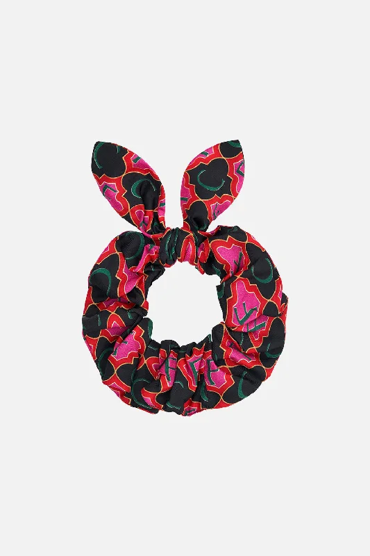 SCRUNCHIE JEALOUSY AND JEWELS