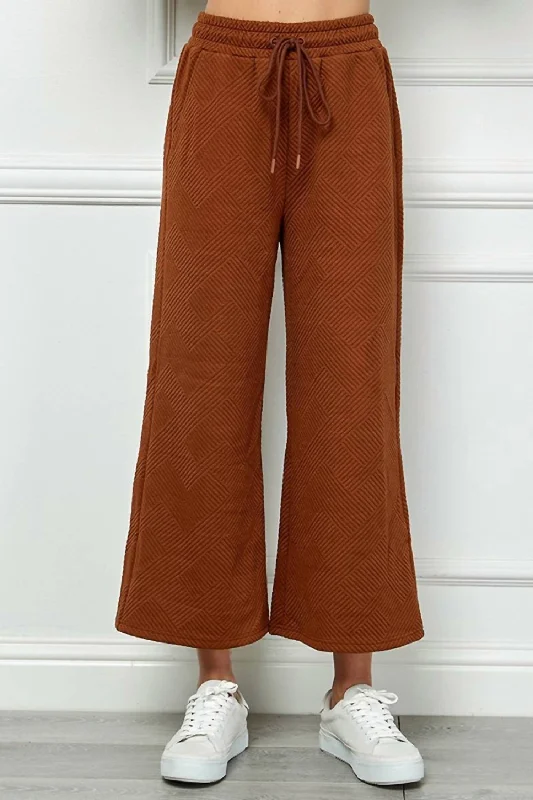 Textured Cropped Wide Pant In Rust